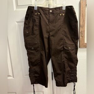Dress Barn Size 16 Chocolate Brown Cargo Capris